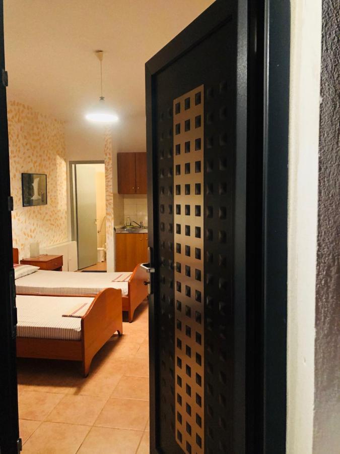 Kirkos Apartments Kamariotissa エクステリア 写真